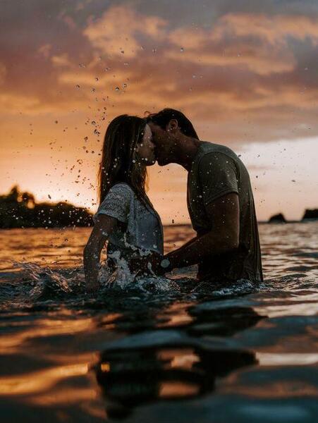 عکس لب بازی برای پروف