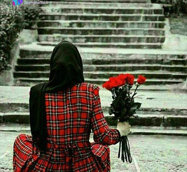 عکس پروف دختر قرمز