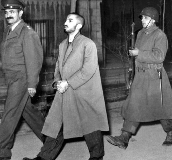 عکس شهید نواب صفوی و یارانش