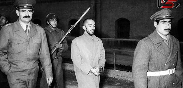 عکس از شهید نواب صفوی