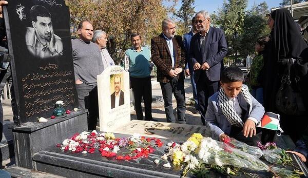 عکس مزار شهید طهرانی مقدم