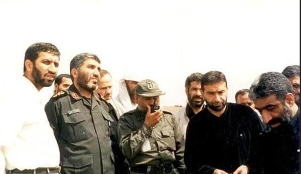 عکس شهید تهرانی مقدم در کنار موشک