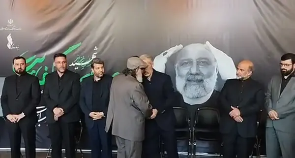 عکس خواهر شهید احسان وحدت