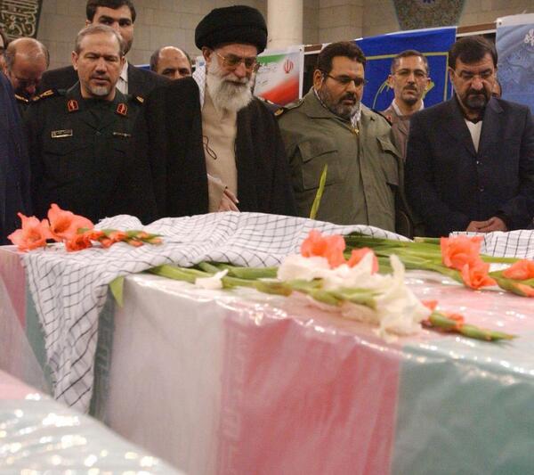 عکس جسد شهید احمد کاظمی