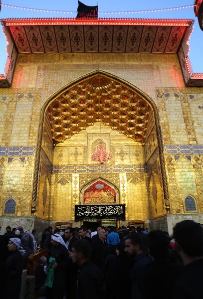 عکس از حرم امام علی