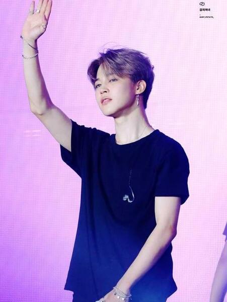 عکس از جیمین در بی تی اس