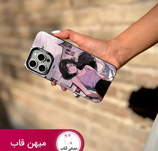 عکس گوشی ایفون در دست دختر