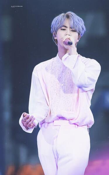 عکس خواننده جین