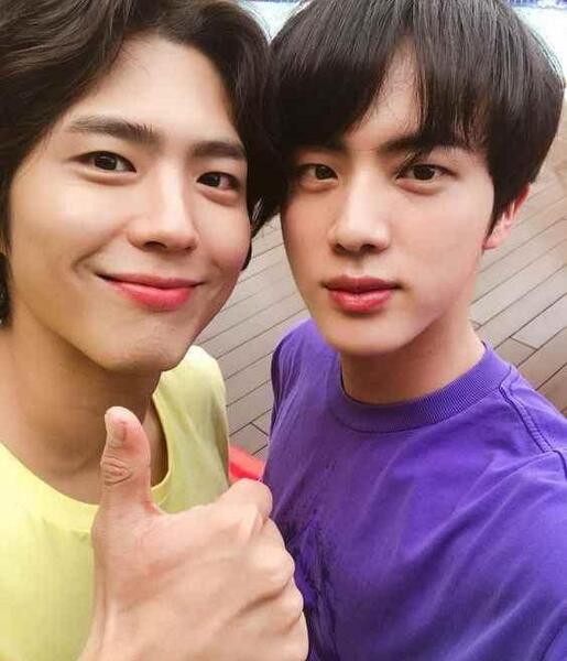 عکس جین توی گروه بی تی اس