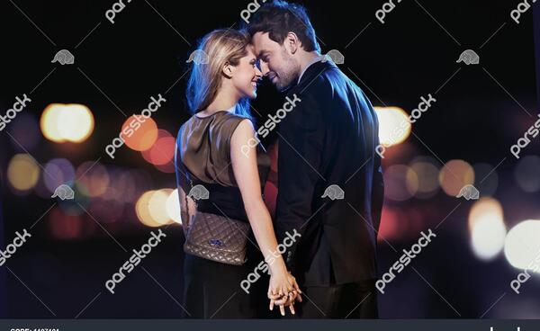 عکس زن و شوهر مذهبی از پشت سر