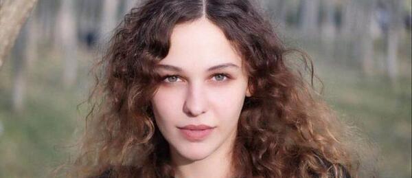 عکس زن گلجمال