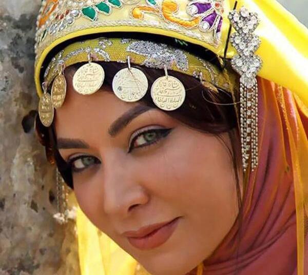 عکس زن بختیاری با لباس محلی