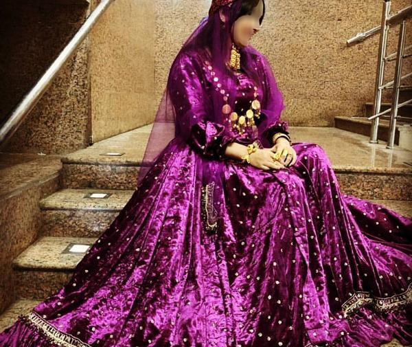 عکس زن بختیاری با لباس محلی