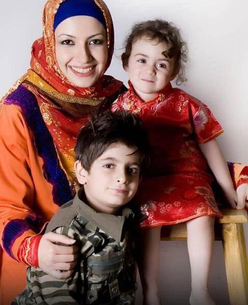 عکس زن علی صادقی در نون خ