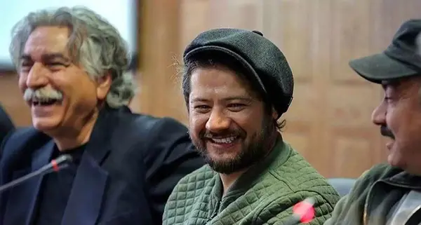 عکس زن علی صادقی در نون خ