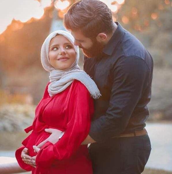 ژست عکس بارداری زن و شوهر
