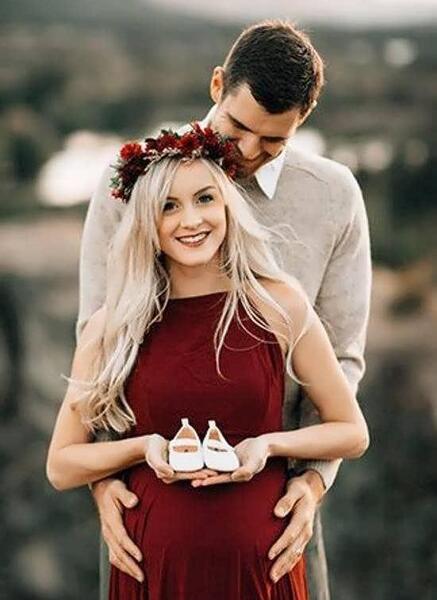 ژست عکس زن و شوهر با حجاب