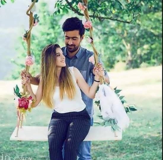 ژست عکس زن و شوهر با لباس مجلسی