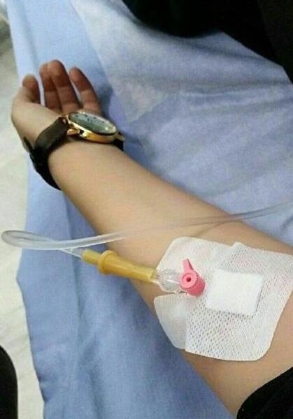 عکس زن در بیمارستان بستری