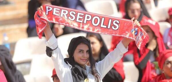 عکس هواداران زن پرسپولیس