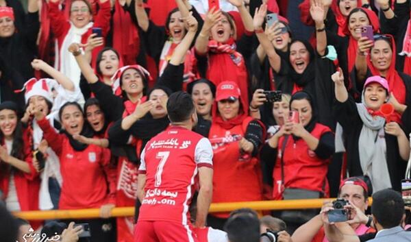 عکس زن های پرسپولیس