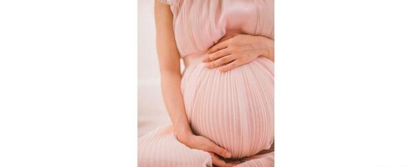 عکس زن باردار دوقلو