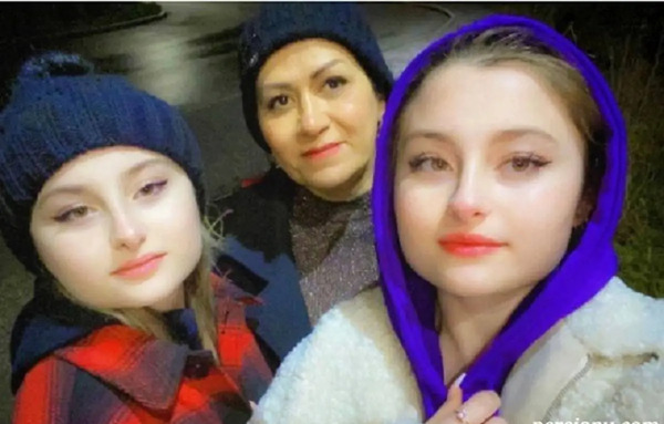 عکس سارا و نیکا در پایتخت جدید