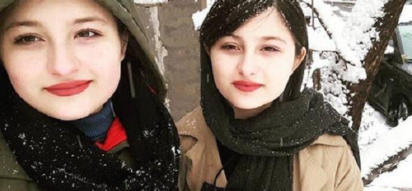 عکس سارا و نیکا در پایتخت جدید