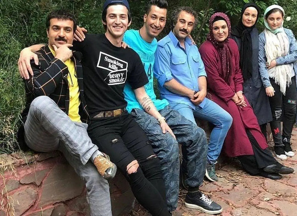 عکس سارا و نیکا با بهداشت