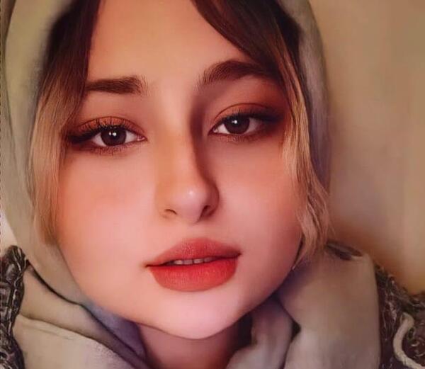 عکس سارا نیکا با همسرانشان