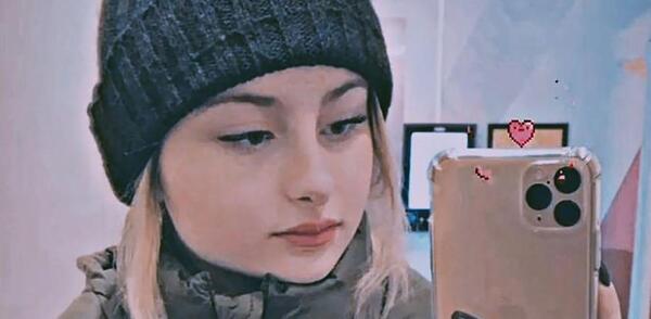 عکس گوشی سارا نیکا