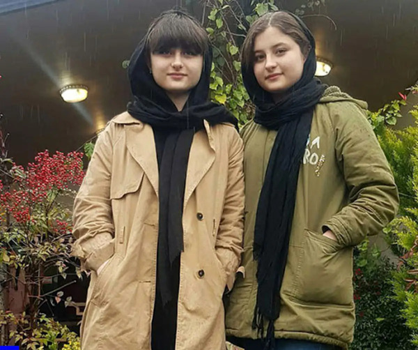 عکس گوشی سارا نیکا