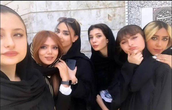 عکس سارا و نیکا و شوهرشان واقعی