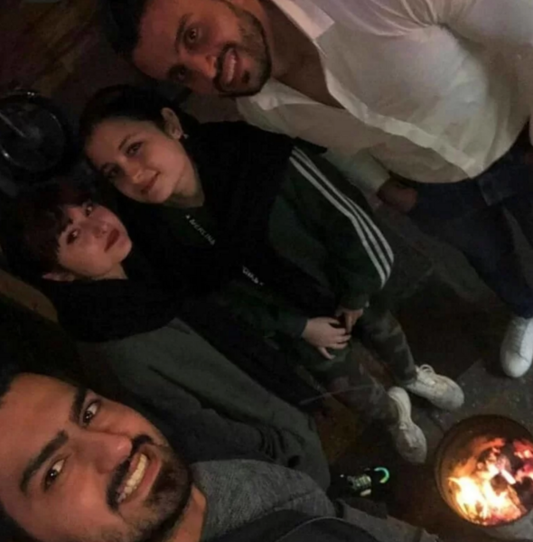 عکسهای سارا نیکا در استخر خارج از کشور