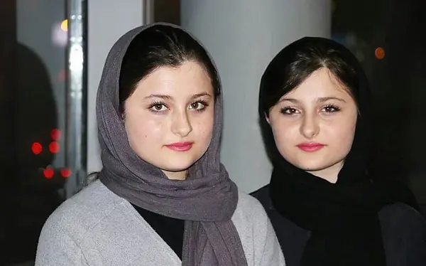 عکس سارا نیکا با لباس عروس