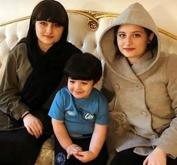 ازدواج عکس سارا و نیکا و شوهرشان