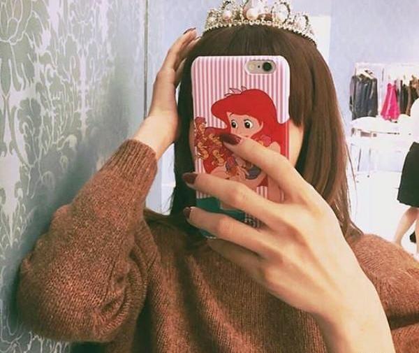 عکس قاب گوشی لیسا