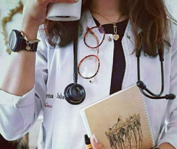 عکس گوشی دکتری برای پروفایل