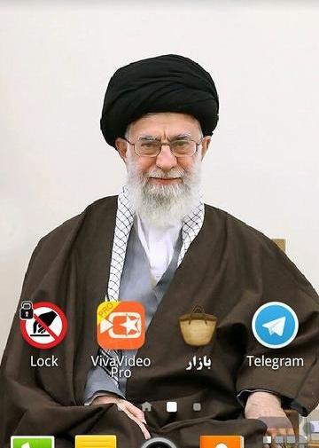 عکس گوشی امام خامنه ای