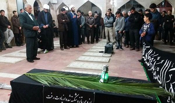 عکس امام علی روی تابوت حضرت زهرا