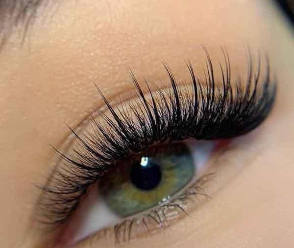 عکس کاشت مژه هیدن گربه ای