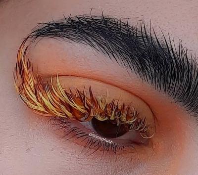 عکس کاشت مژه والیوم گربه ای