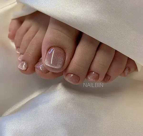 عکس کاشت ناخن پا فرنچ
