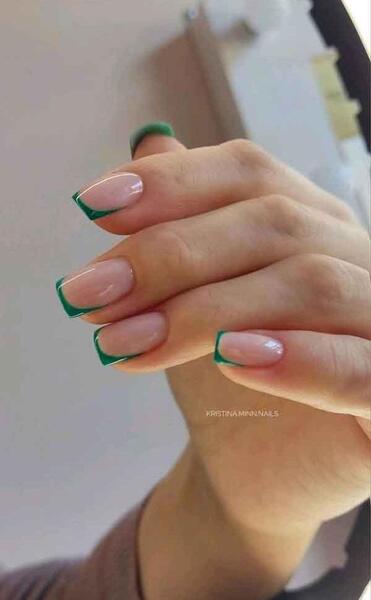 عکس کاشت ناخون فرنچ