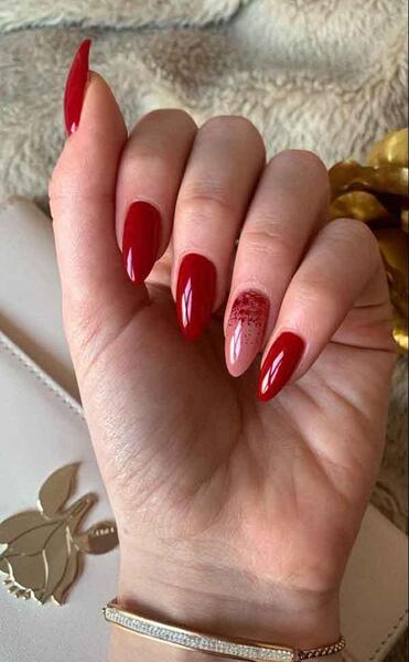 عکس کاشت ناخن فرنچ قرمز