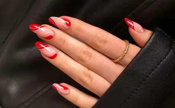 عکس کاشت ناخن فرنچ قرمز