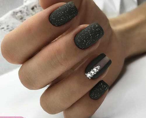 عکس کاشت ناخن شیک ساده