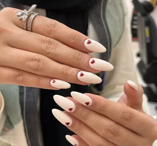 عکس ناخن کاشت و ژلیش