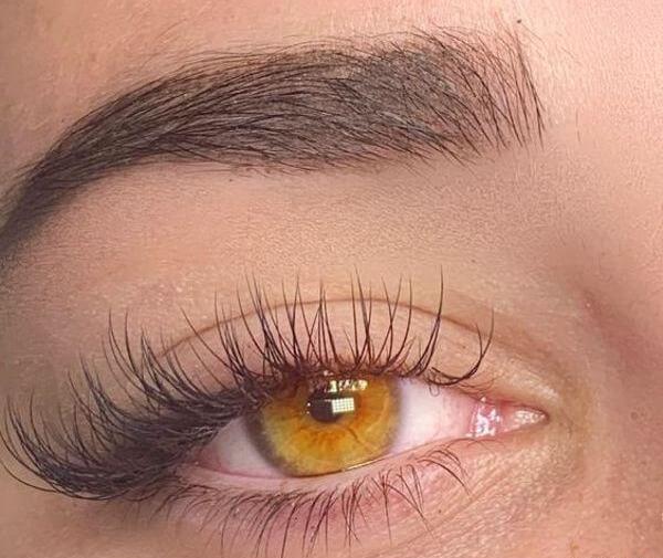عکس کاشت مژه مدل گربه ای