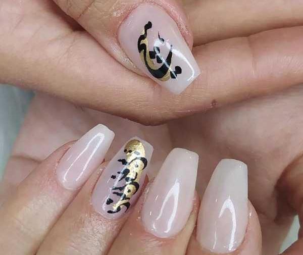 عکس کاشت ناخن جدید کوتاه